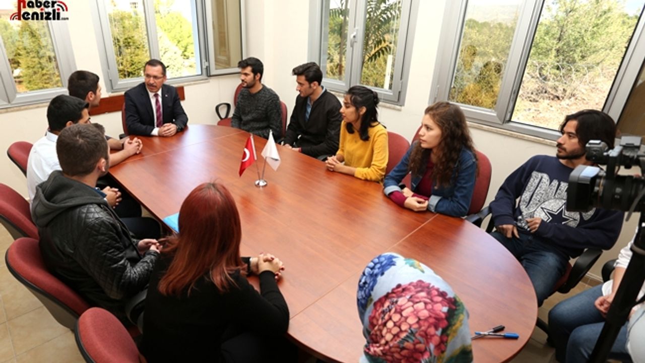 Rektör Bağ, Öğrenci Konseyini Yeni Yerinde Ziyaret Etti