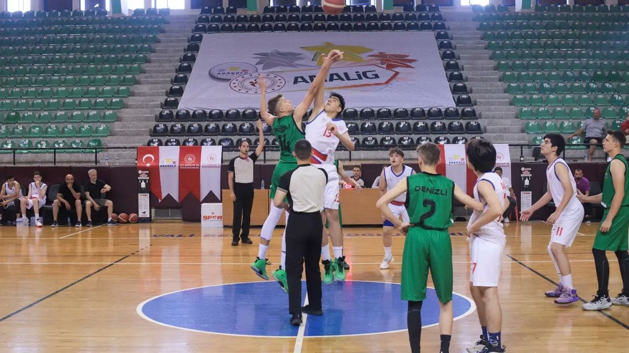 Anadolu Yıldızlar Ligi Basketbol Yarı Finali Denizli’de tamamlandı
