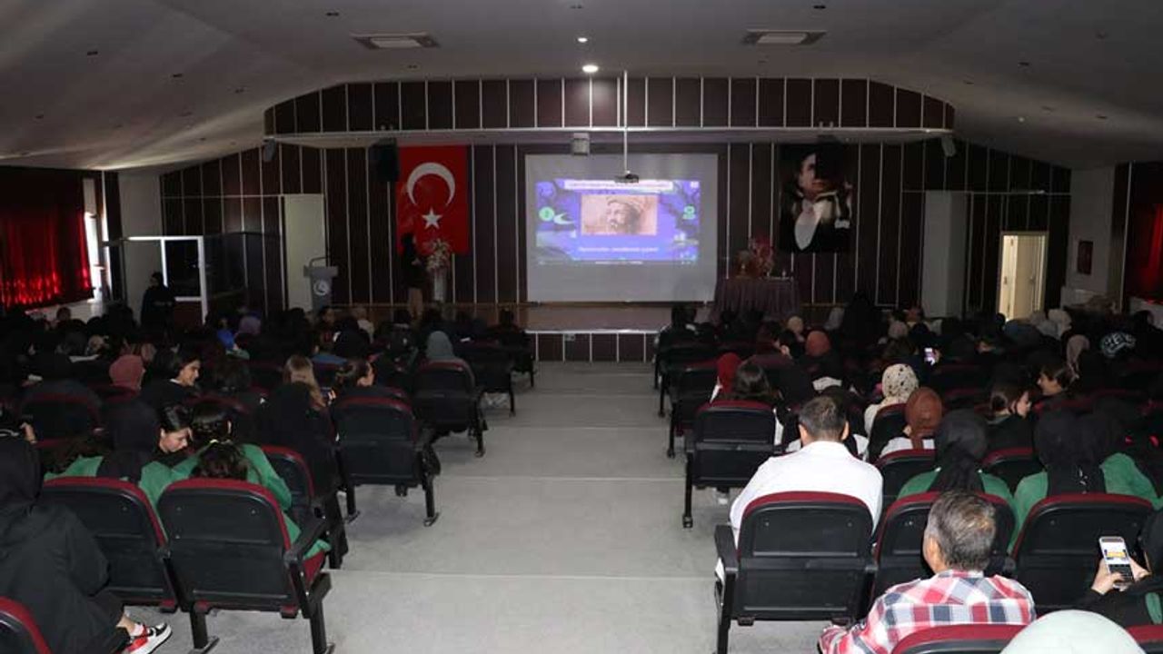 Denizli'deki okullarda "Fuat Sezgin" anlatıldı