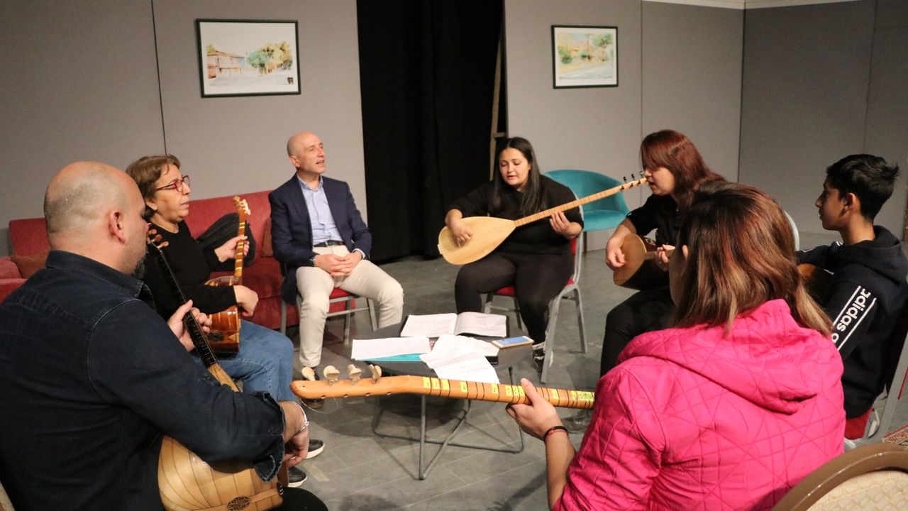 Sarayköy Belediyesi'yle İlçede Müziğe İlgi Artıyor