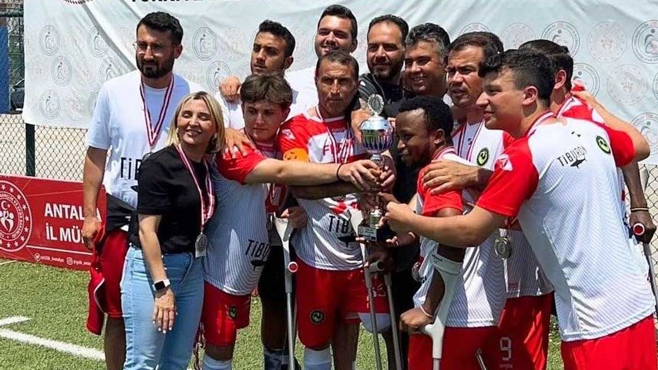 Denizlili Ampute Futbol Takımı, Süper Lig’e yükseldi