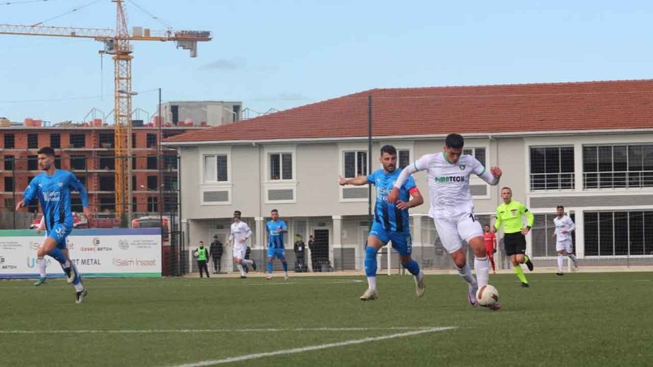 TFF 2. Lig: Arnavutköy Belediyespor: 2 - Denizlispor: 2