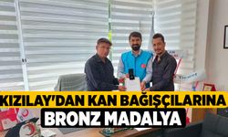 Kızılay'dan Kan Bağışçılarına Bronz Madalya