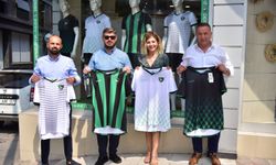 Denizlispor Başkanı Uz, Resmi Ürünlerin Satıldığı Mağazaları Ziyaret Etti