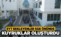 EYT bekleyenler SGK önünde kuyruklar oluşturdu