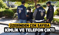 Üzerinden çok sayıda kimlik ve telefon çıktı