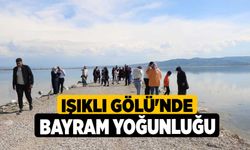 Işıklı Gölü'nde bayram yoğunluğu