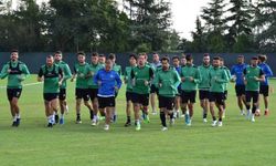 9 futbolcunun 1 dakika bile forma giymediği Denizlispor’u kaptan sırtladı