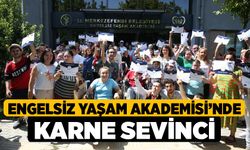 Engelsiz Yaşam Akademisi’nde Karne Sevinci