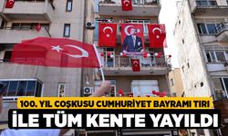 100. Yıl Coşkusu Cumhuriyet Bayramı Tırı İle Tüm Kente Yayıldı