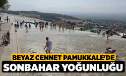 Beyaz cennet Pamukkale'de sonbahar yoğunluğu