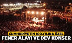 Cumhuriyetin 100.yılına özel fener alayı ve dev konser