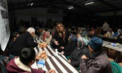 Bozkurt Belediyesi ilk Ramazan sofrasını Yenibağlar'da kurdu
