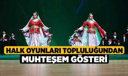 Halk oyunları topluluğundan muhteşem gösteri