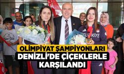 Olimpiyat Şampiyonları Denizli'de Çiçeklerle Karşılandı