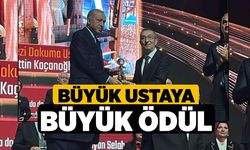 Büyük Ustaya Büyük Ödül