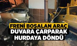 Freni boşalan araç duvara çarparak hurdaya döndü