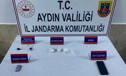 Uyuşturucu ile taksiye binen kadın, jandarmadan kaçamadı