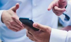 Güvenlik açığı olan 4 telefon ve 1 hoparlör toplatılıyor!