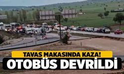 Denizli'de Tavas Makasında Kaza, Yolcu Otobüsü Devrildi
