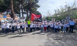 Trafik Haftasında miniklere trafik kuralları anlatıldı