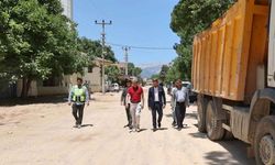Tavas’ta alt yapı ve üst yapı yenileme çalışmaları devam ediyor