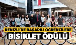 Denizli'de başarılı öğrencilere bisiklet ödülü