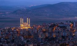 Deprem Sonrası O İlçede Fiyatlar Tavan Yaptı: Uzmanlar İkiye Bölündü