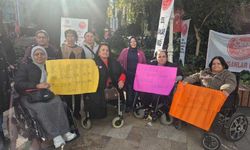 Denizlili vatandaşlar engelli bireylerin yaşadıkları zorlukları ‘1 Dakika Özel İnsan' etkinliğinde hisseti