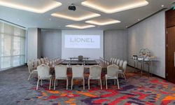 Bayrampaşa’da Havuzlu Otel Konforu: Lionel Hotel Ayrıcalığı