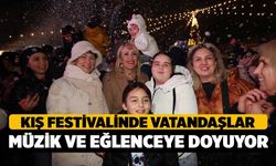 Merkezefendi Kış Festivali'nde Vatandaşlar Müzik ve Eğlenceye Doyuyor