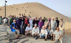 Denizlili Umreciler Bedir Şehitlerini ve Melekler Tepesini ziyaret etti