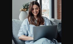 Ürün Öneri Motoru Nedir ve E-Ticarette Neden Vazgeçilmez Hâle Geldi?