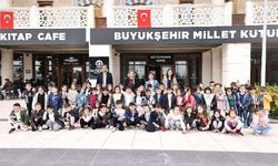 Büyükşehir Millet Kütüphanesi öğrencileri ağırlıyor