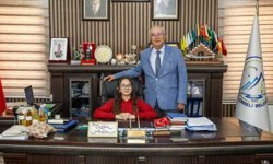 Çameli Belediye Başkanı Cengiz Arslan koltuğunu Erva'ya bıraktı