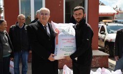 Çameli’de Çiftçilere Nohut Tohumu Desteği