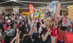 Denizli Pamukkale’de 23 Nisan Çocuk Şenliği Binlerce Katılımla Gerçekleşti