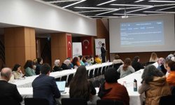 Denizli'de girişimci kadınlara markalaşma ve stratejik satış eğitimi