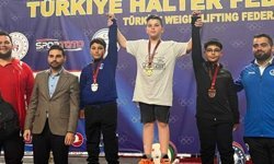 Halterde Mustafa Uyan Türkiye Şampiyonu oldu