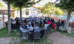 Çameli'de Belediye Personeli Aile Çay Bahçesi’nde buluştu