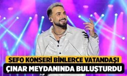 Denizli’de Sefo Konserine Binlerce Vatandaş Akın Etti