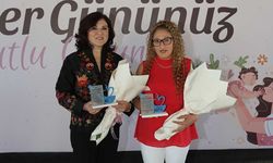 Denizli’de PASVAK’ın Anneler Günü Kahvaltısında “Yılın Annesi” Ödülleri Verildi