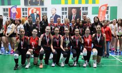 Voleybol Küçük Kızlar Gelişim Ligi sona erdi