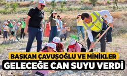 Başkan Çavuşoğlu ve minikler geleceğe can suyu verdi