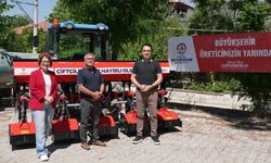 Büyükşehir’den Bozkurtlu üreticilere çapa makinesi desteği