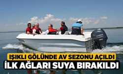 Işıklı Gölünde Av Sezonu Açıldı, İlk Ağları Suya Bırakıldı