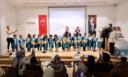 Merkezefendi'de Kreş Öğrencilerinin Meziniyet Sevinci