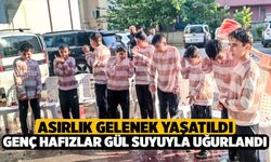 Pamukkale'de Asırlık Gelenek Yaşatıldı: Genç Hafızlar Gül Sularıyla Uğurlandı!