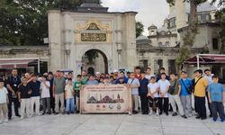 Eğitimlerini tamamlayan hafızlar ecdadın izinde tarihi yolculuk yaptı