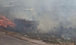 Denizli'de Bağlara Sıçrayan Alevler İtfaiye Ekipleri Tarafından Söndürüldü!